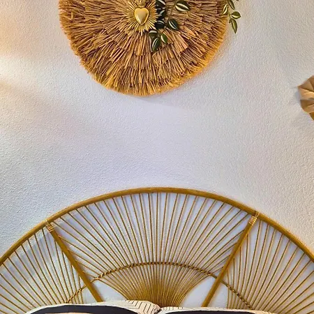 Angelique- Matelas Confort - Clim - Wifi - Gare Lurdy